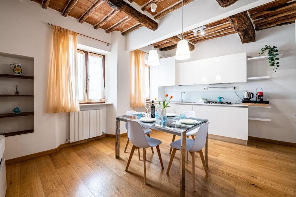 Suite 35 Nel Centro Storico Di Siena In The Historic Center Of Sienne Extérieur photo