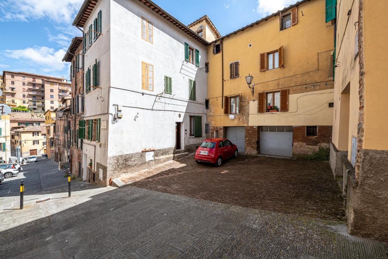 Suite 35 Nel Centro Storico Di Siena In The Historic Center Of Sienne Extérieur photo